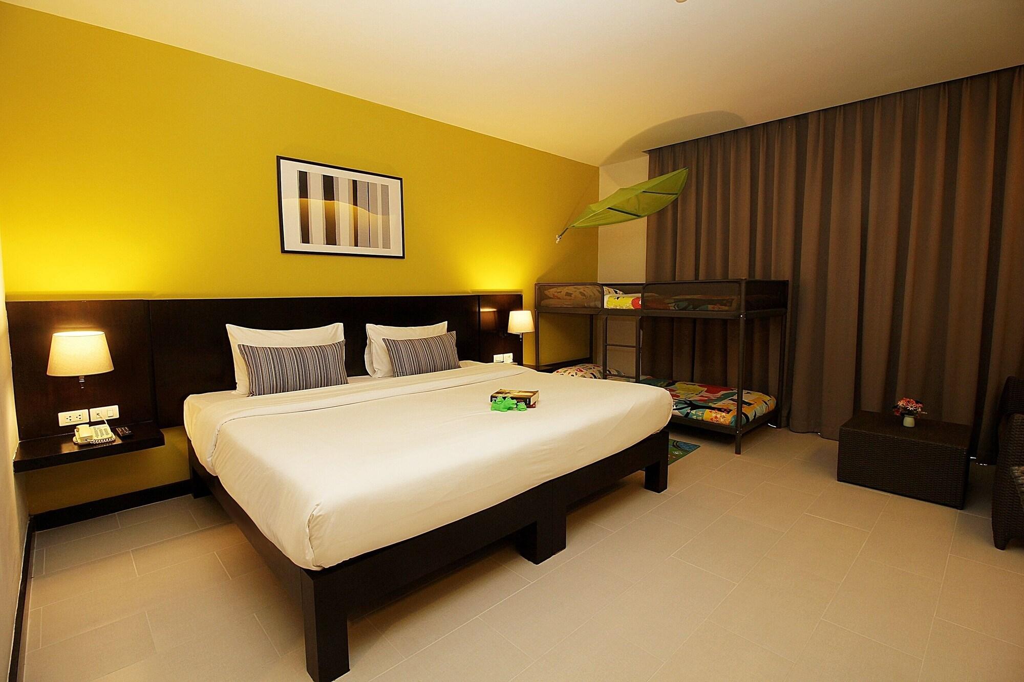 Simplitel Hotel Karon Ngoại thất bức ảnh