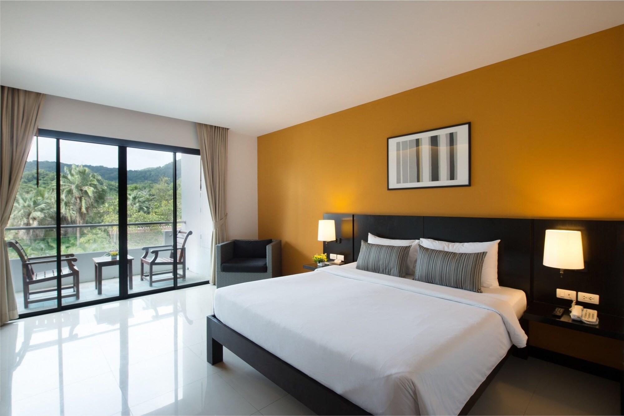 Simplitel Hotel Karon Ngoại thất bức ảnh