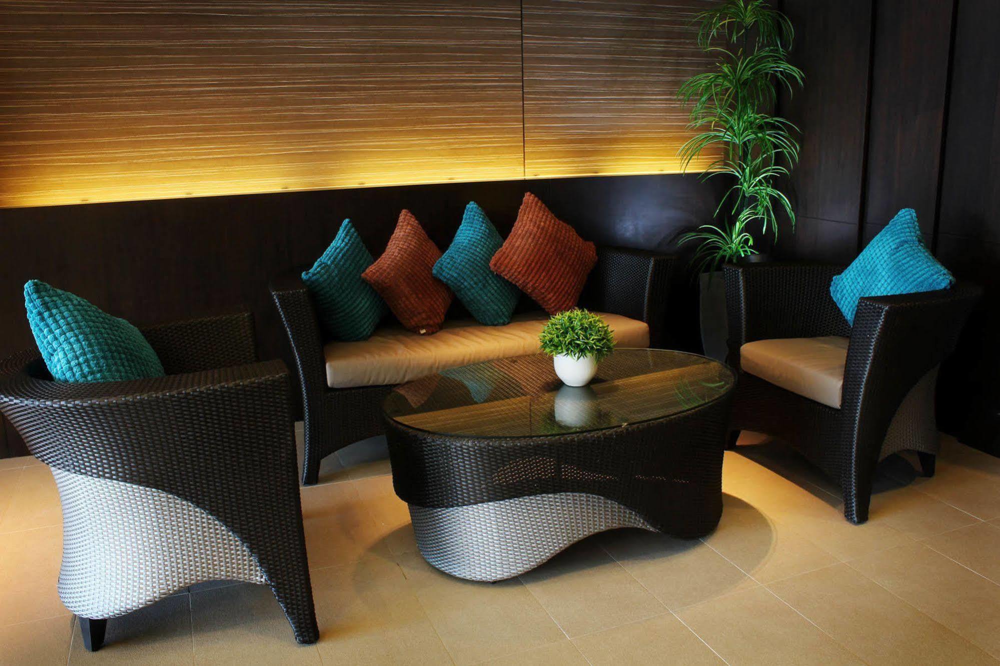 Simplitel Hotel Karon Ngoại thất bức ảnh