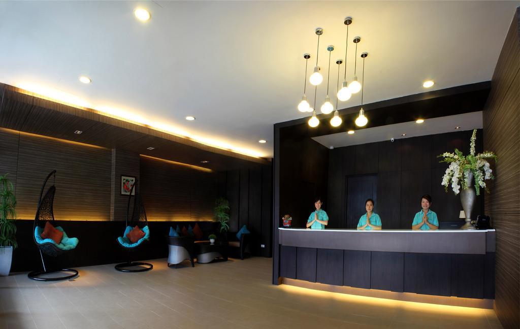 Simplitel Hotel Karon Ngoại thất bức ảnh